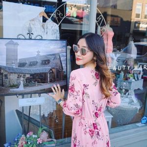 Meet your Posher, Sharon